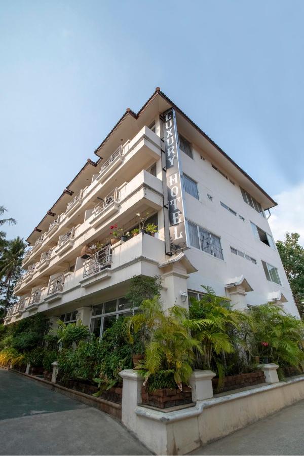 Oyo 835 Koh Chang Luxury Hotel Exterior foto